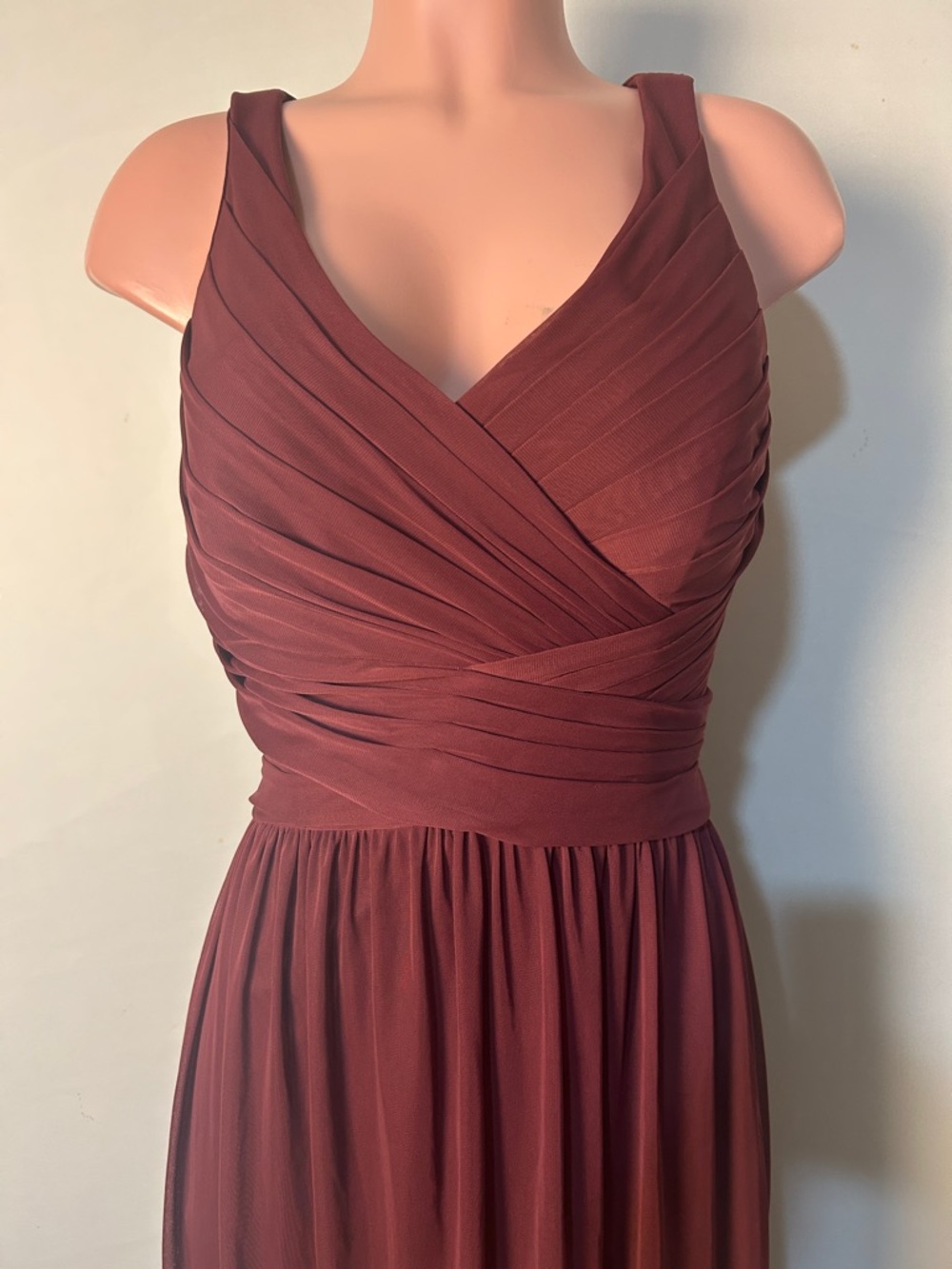 David’s Bridal Maxi Dress Burgundy Ruched Sleeveless Women's Size 12 - Picture 3 of 14